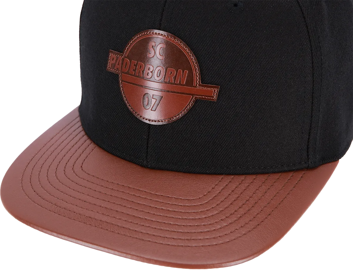 Cap Logo Leder